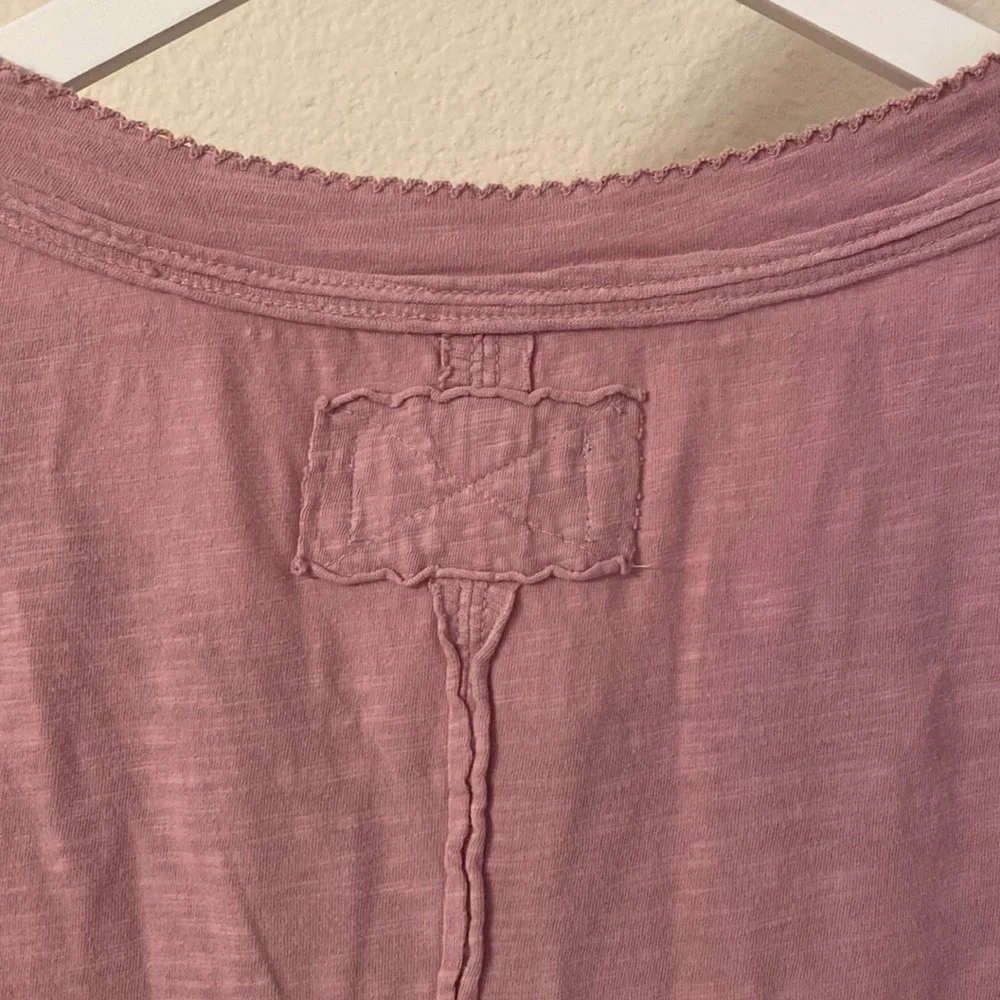 BNWT Free People We The Free Our Song Henley Cuff Candied Lilac L - Picture 8 of 10